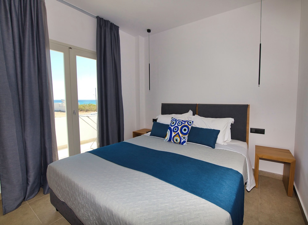 SUPERIOR, DOUBLE BED, SEA VIEW