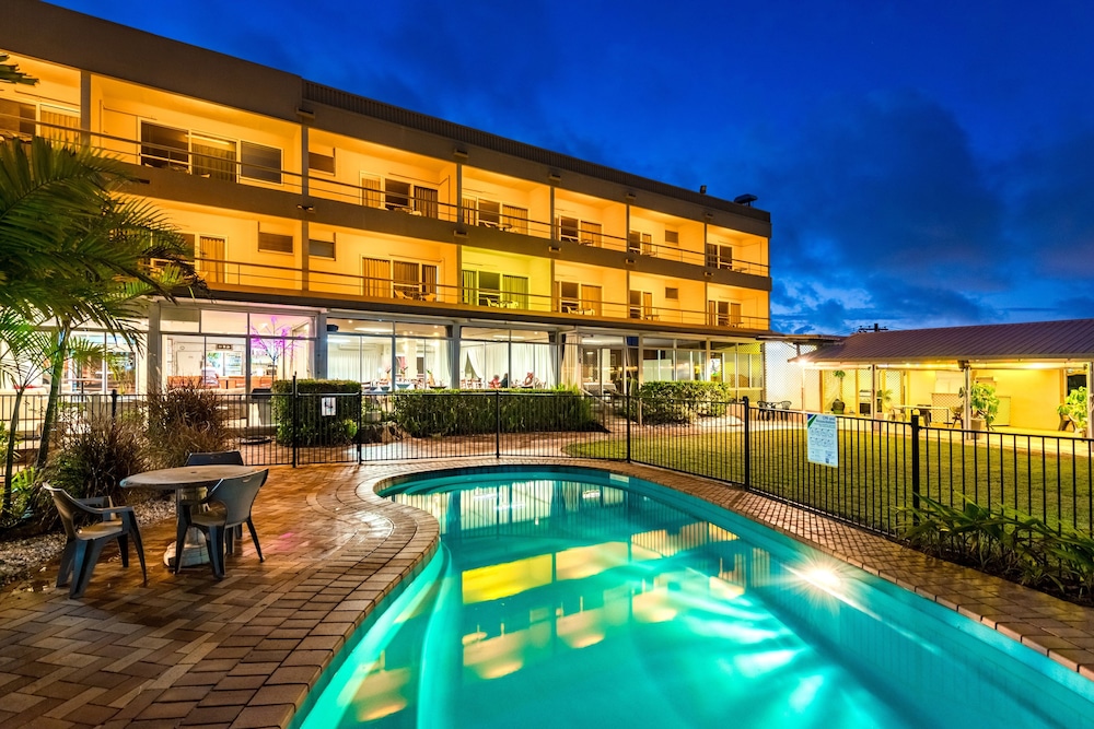 Camelot Motel 1/27