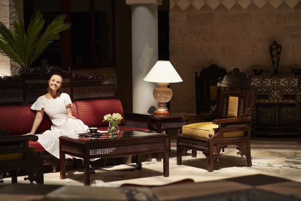 Grand Mercure Petra 76/91