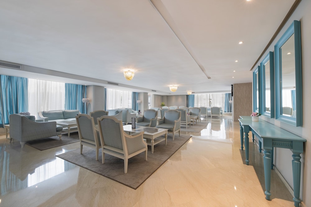 Mogador Marina Casablanca 47/72