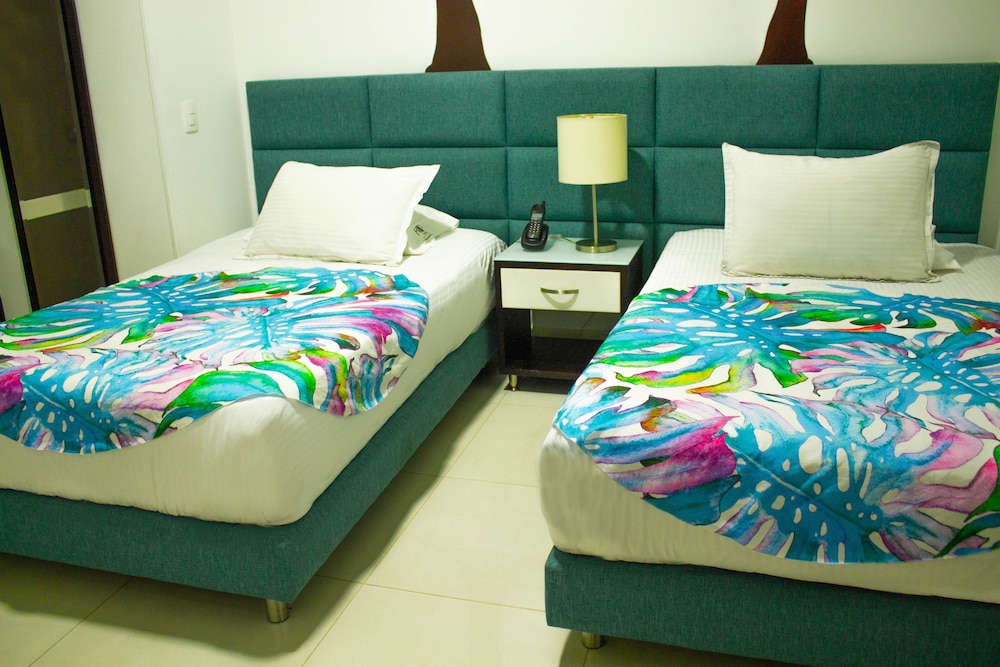 Hotel Bolivariana Plaza 14/30