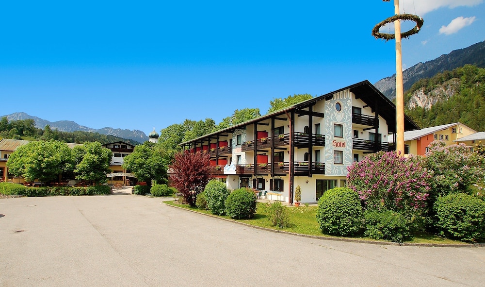 Alpenhotel Brennerbascht 35/40