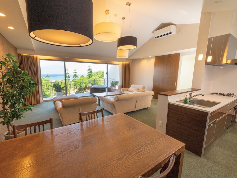 Condominium T-Room 20/34