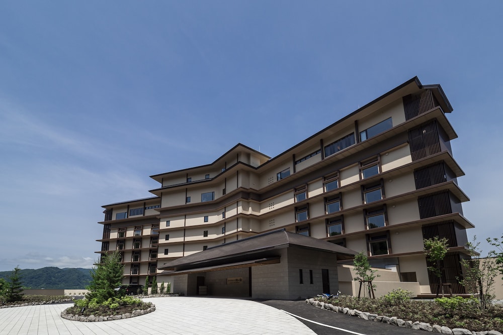 The Lake Suite Ko No Sumika 1/27
