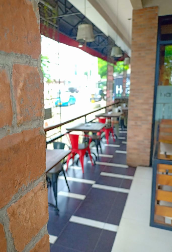 Hazotel Semarang 43/49