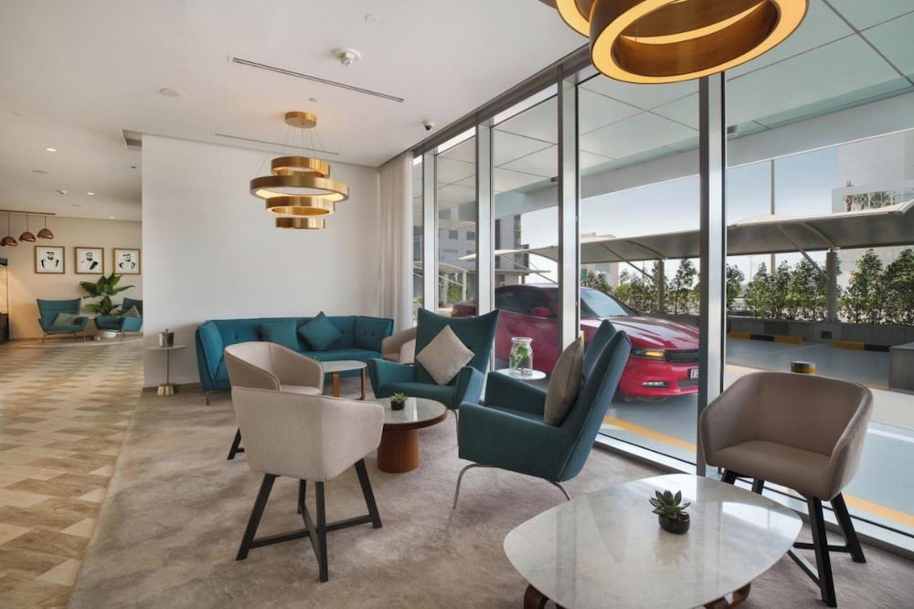 Millennium Executive Apartments Mont Rose 46/66