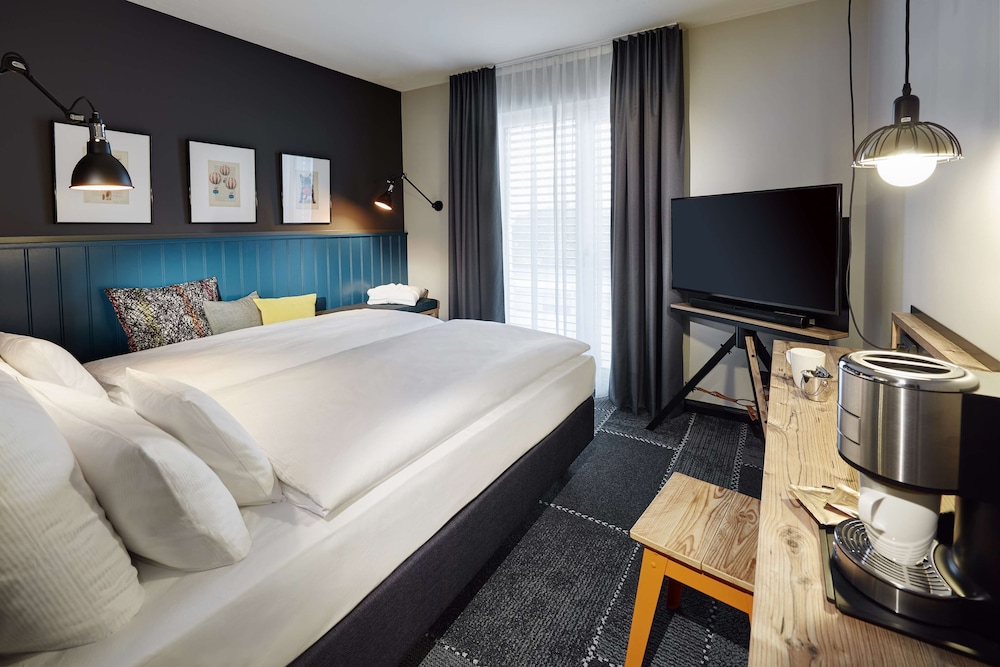 Me and All Hotel Mainz 13/49