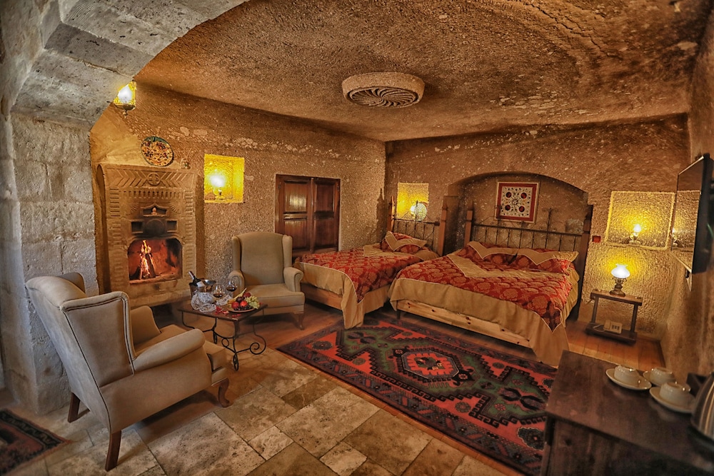 Traveller Apos S Cave Hotel 39/76
