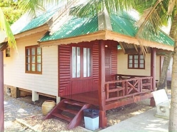 Sri Phairin Resort 6/30