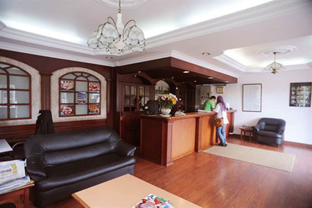 Parkland Apartment 8/34