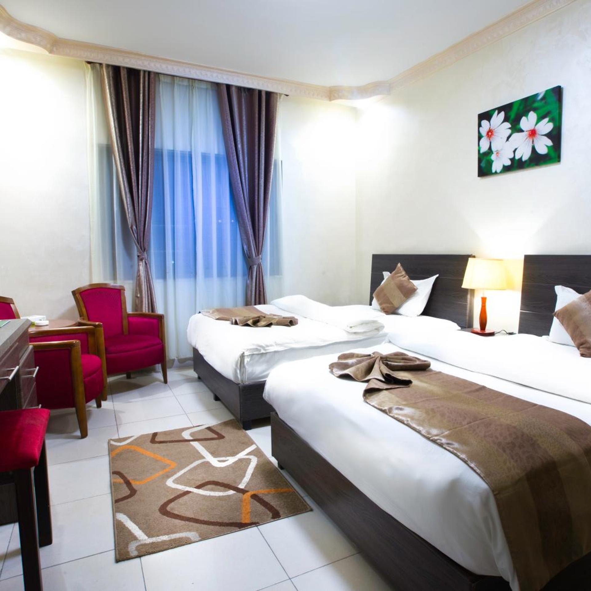 Olive Hotel 11/58