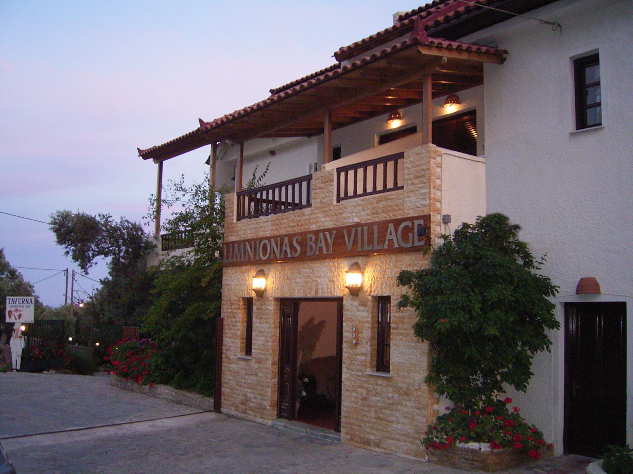 Limnionas Bay Village in SAMOS