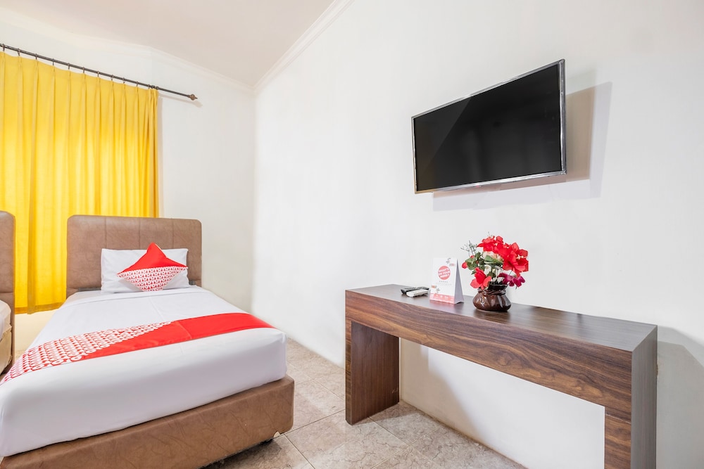 Hotel O Transit 2 11/21