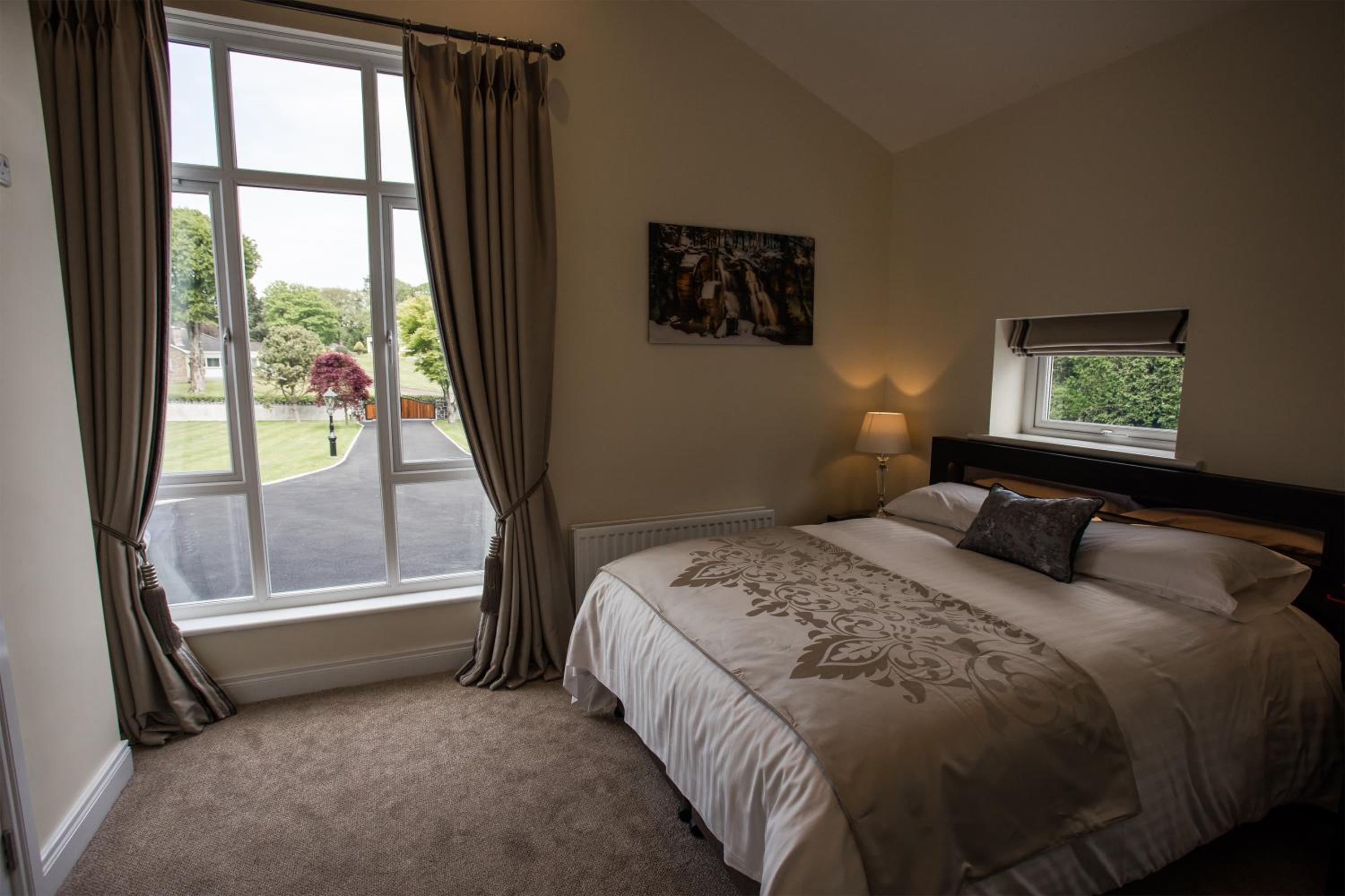 Park, Residence, Double or Twin Bed