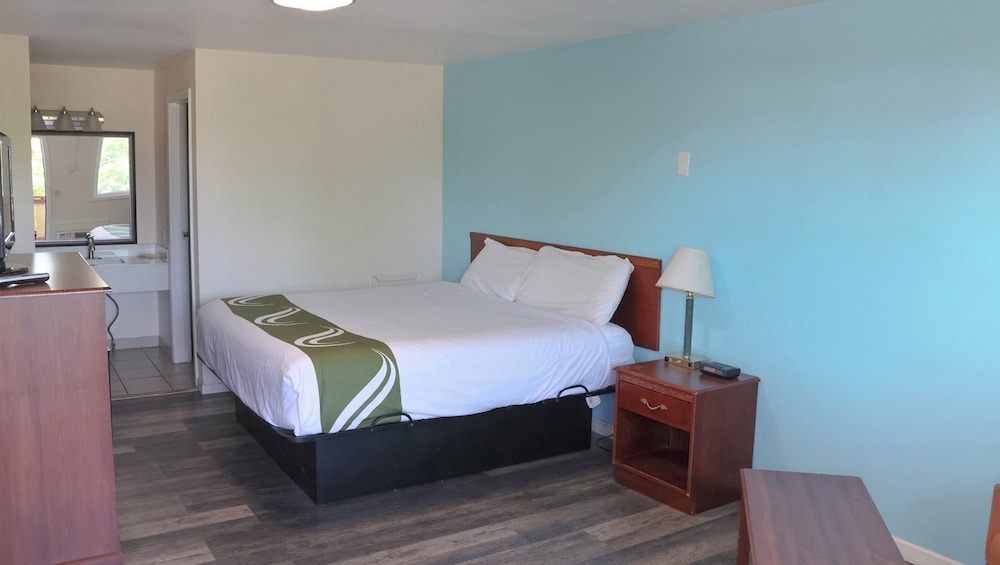 Chippewa Motel 27/42