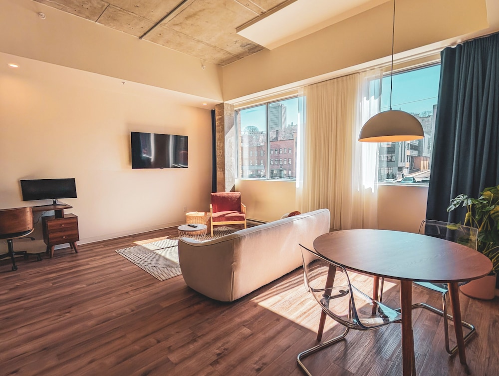 Terminus Hotel 30/50
