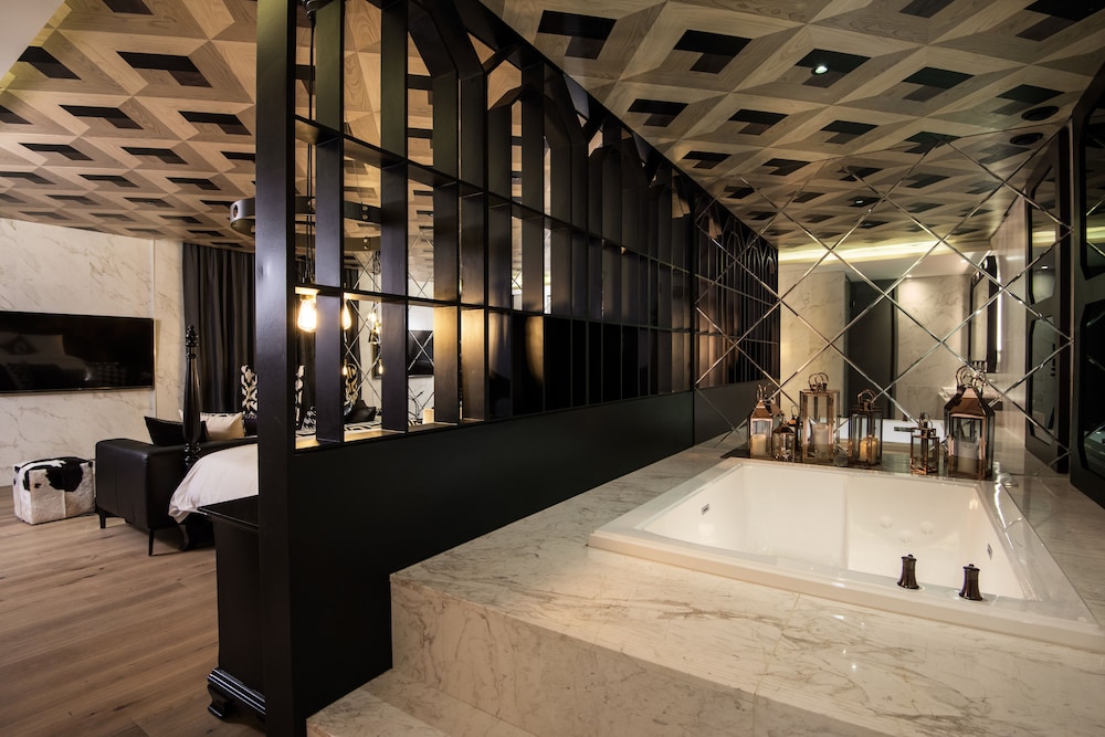 Hotel The Designers Cheongnyangni in SEOUL
