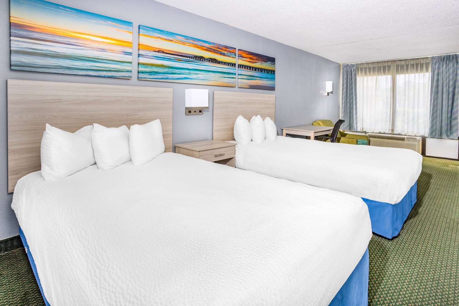 Days Inn & Suites by Wyndham Williamsburg Colonial 15/35