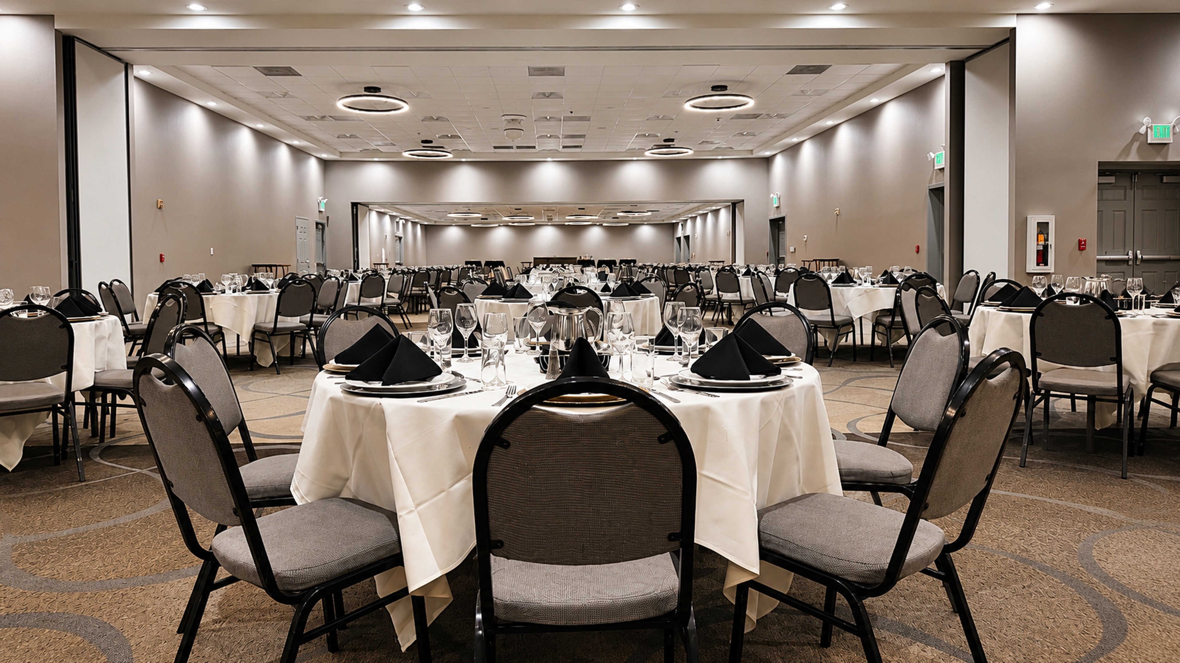 Holiday Inn Redding 63/68