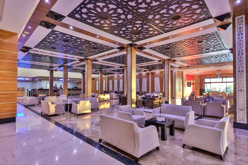 Casa Fora Beach Resort 56/67