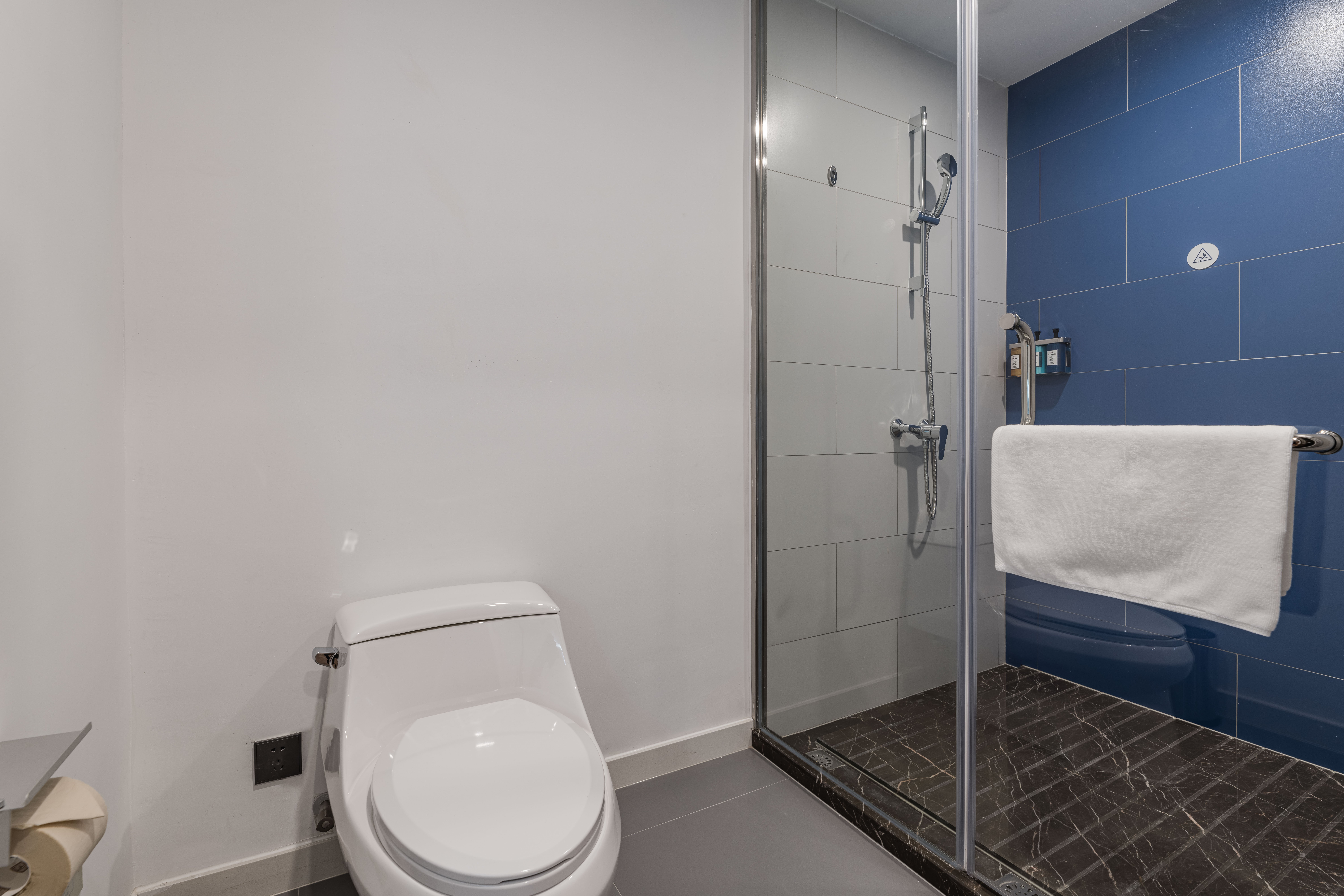 Holiday Inn Express Shanghai Pudong Chuansha 68/69