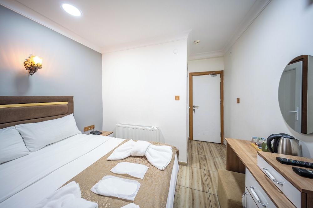 ECONOMY, DOUBLE BED