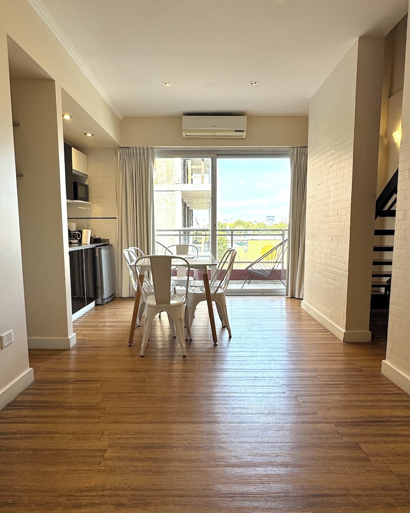 Syrah Suites 27/48