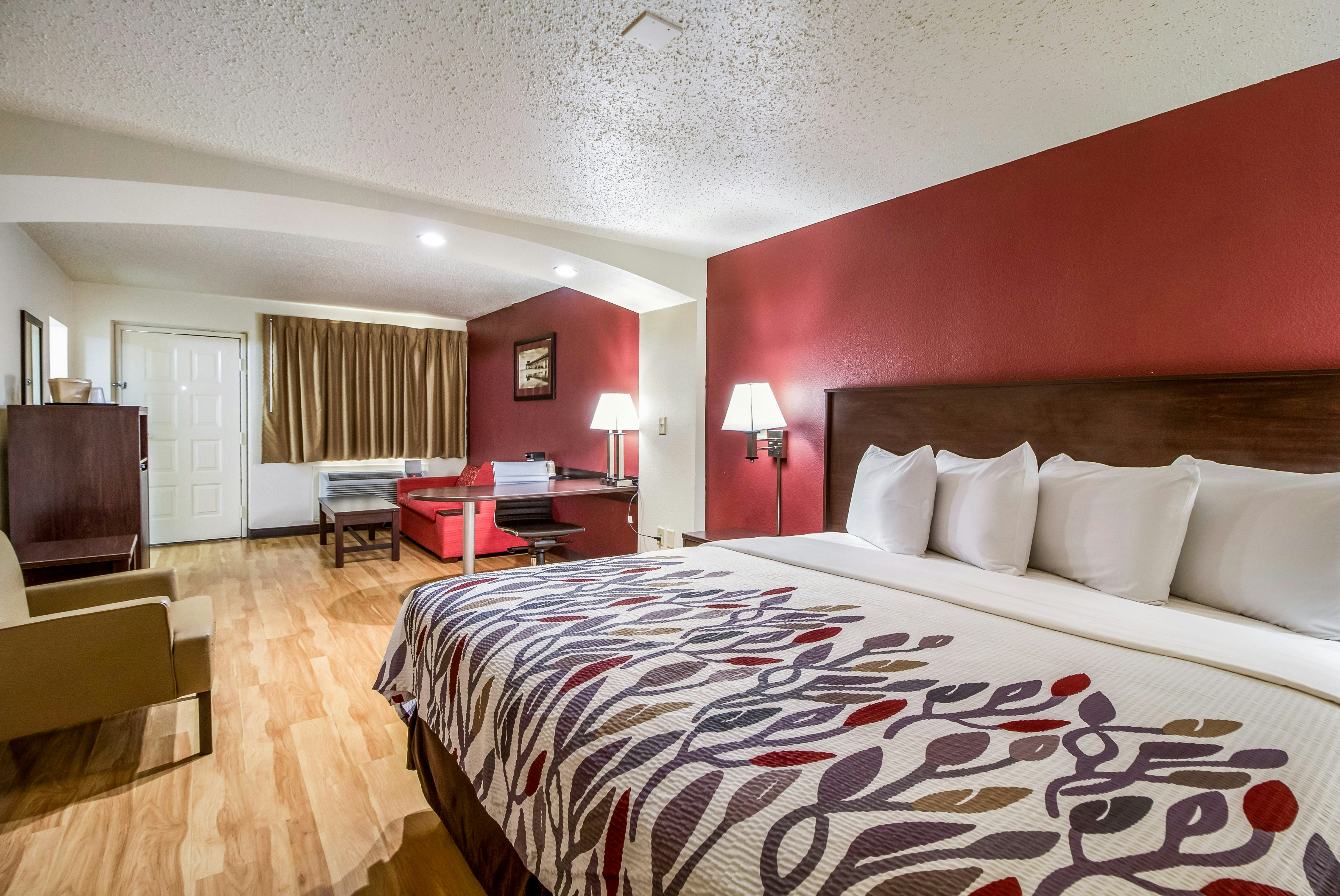 SUPERIOR, KING BED