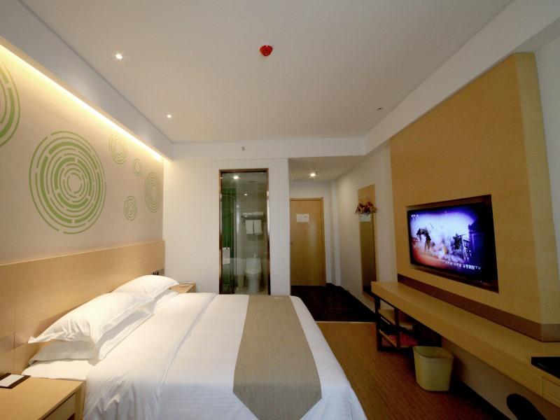 GreenTree Inn Zhengzhou Gongyi Xinxing Road 4/22