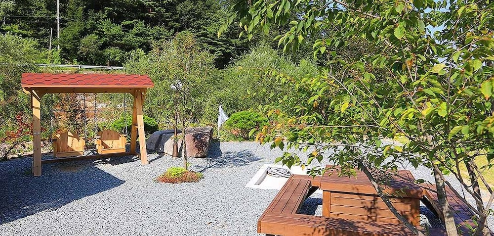 Rainbow Hwangto Pension 23/28