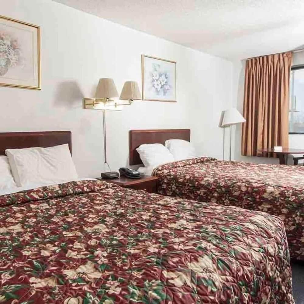 OAK GROVE INN 13/31