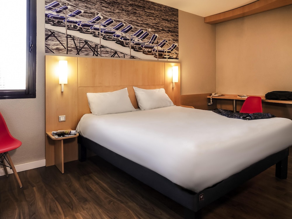 ibis Cannes Mandelieu 33/76