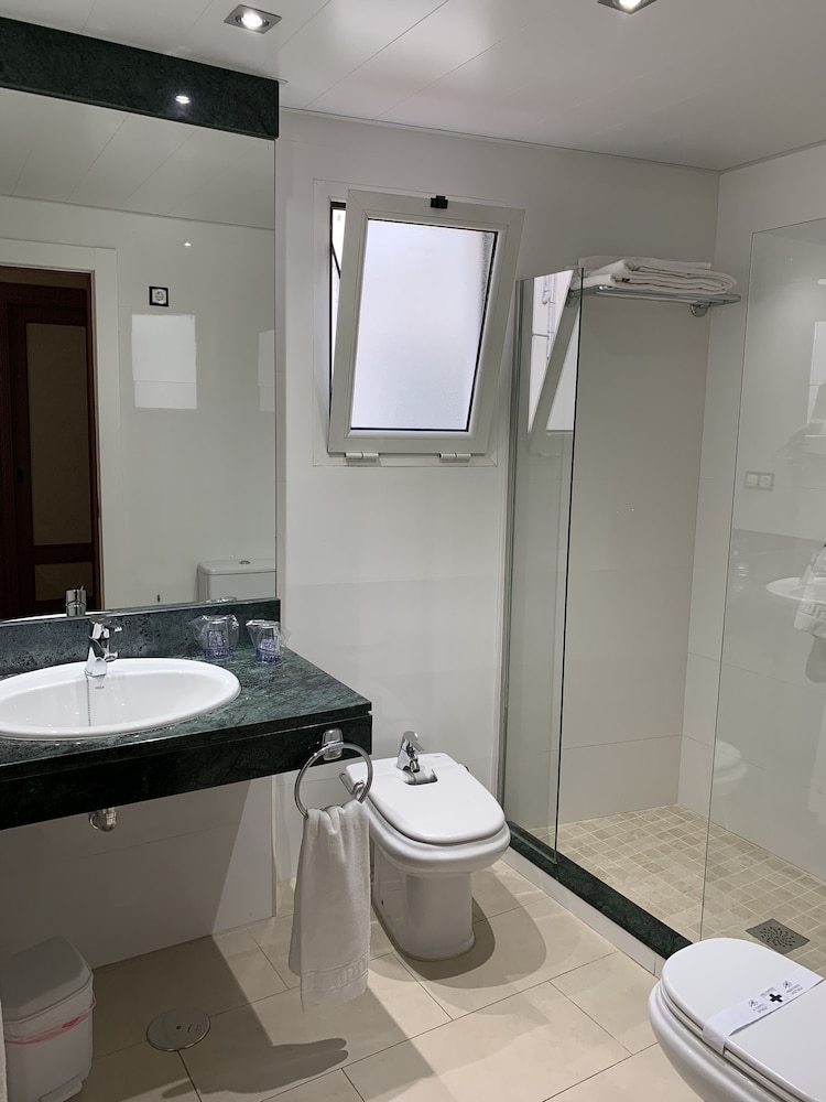 Hotel Santo Domingo Lucena 19/20
