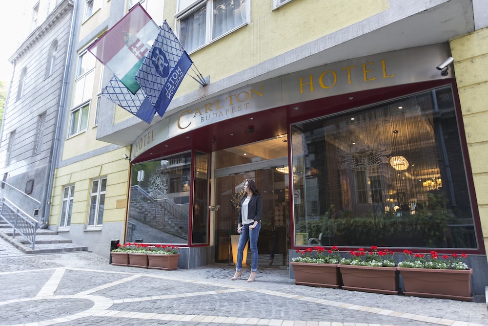 Carlton Hotel Buda Castle 8/64