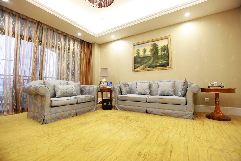 Nanjing Suning Universal Hotel 29/38