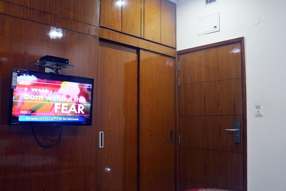 TRINITY CORPORATE SUITES 40/43