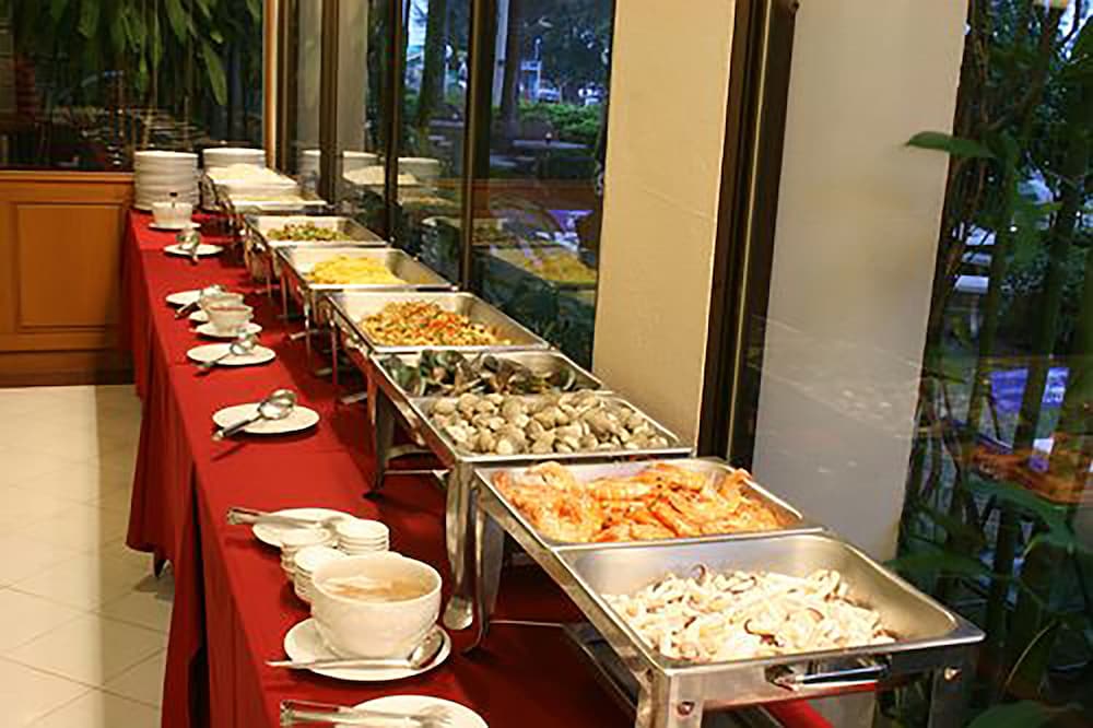Mae Pim Resort Hotel 48/56