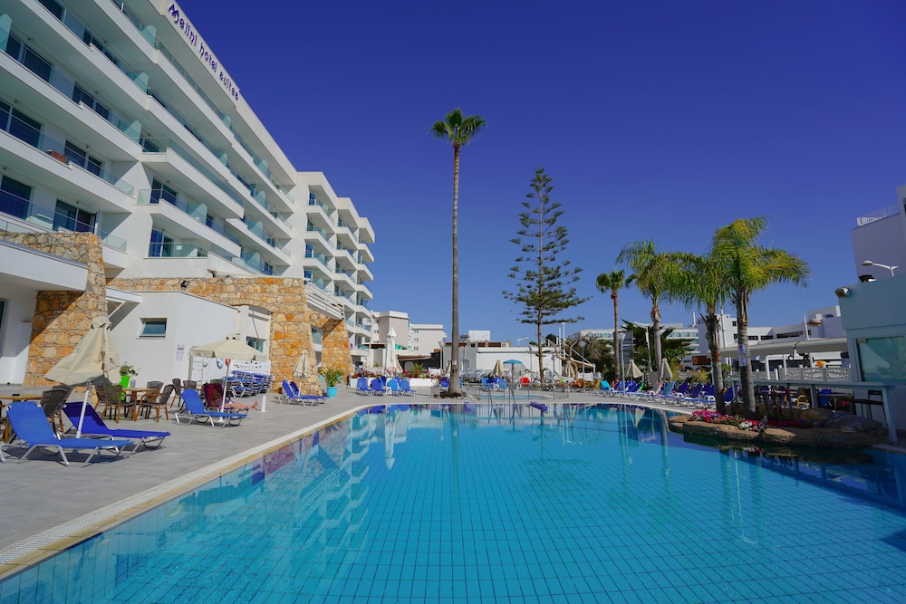 Melini Hotel Suites 37/43