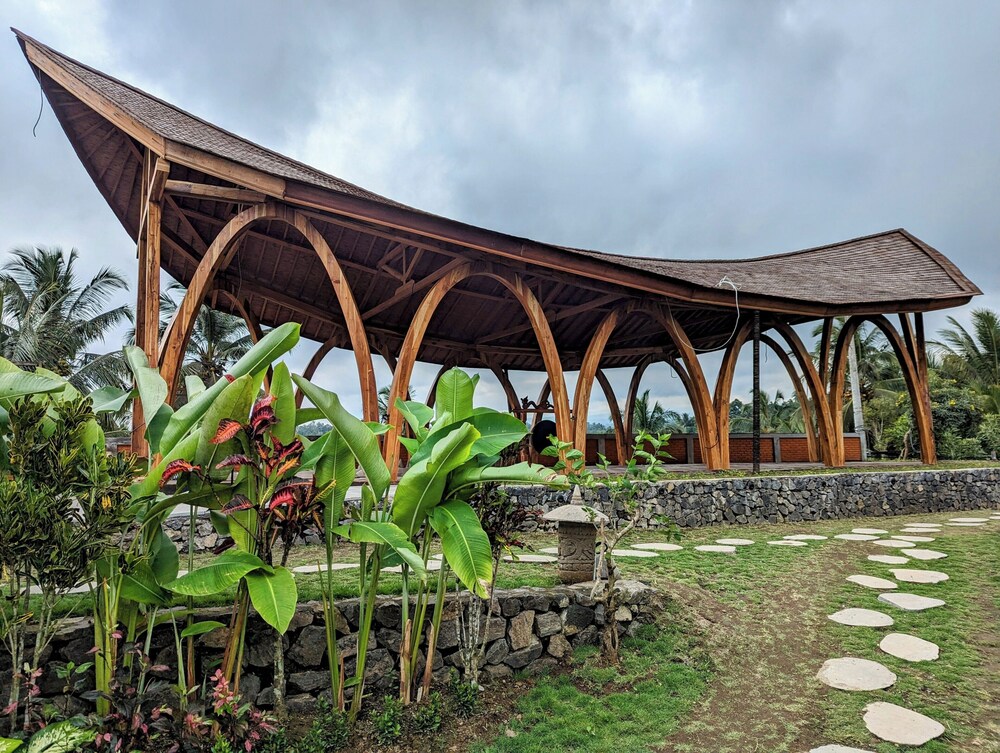 Puri Dajuma Terrace Eco-Lodge & Spa 43/47