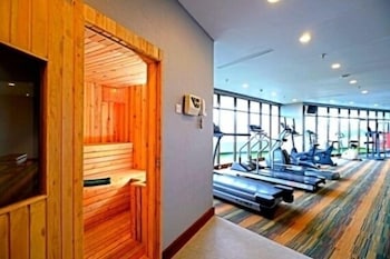 Surya Hotel Cottages Prigen 18/52