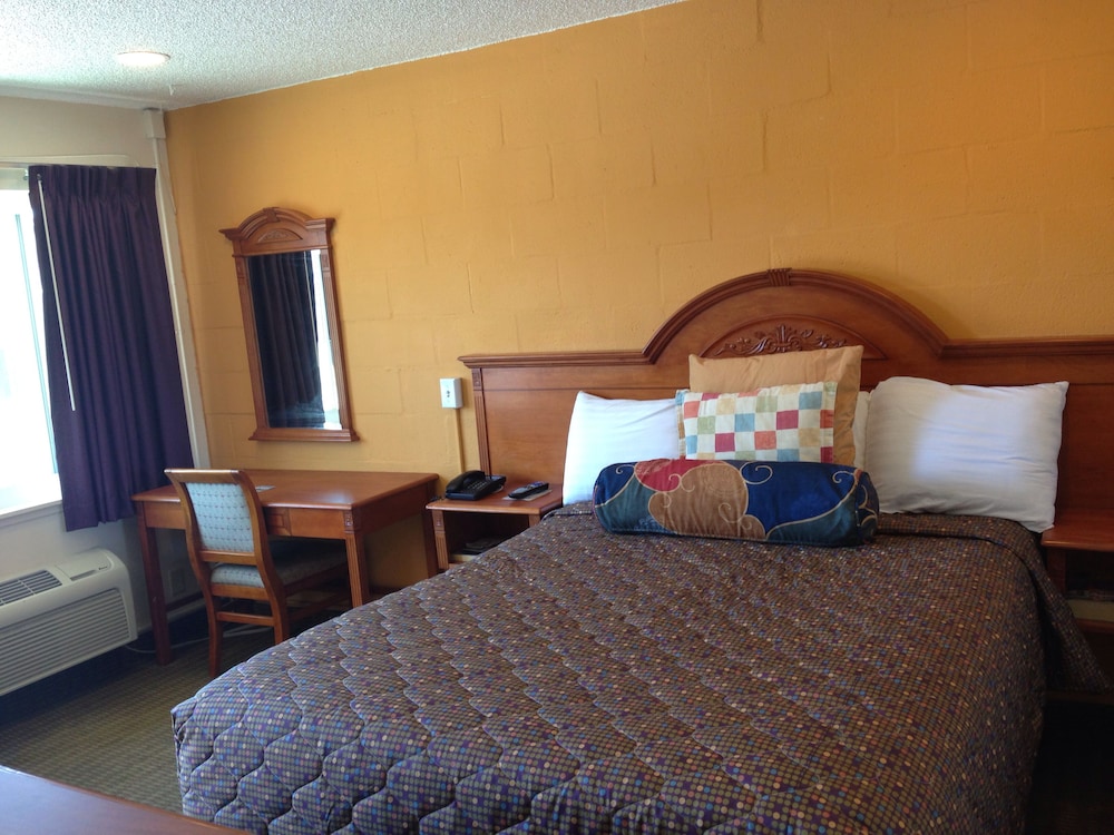 Deluxe Inn 25/50
