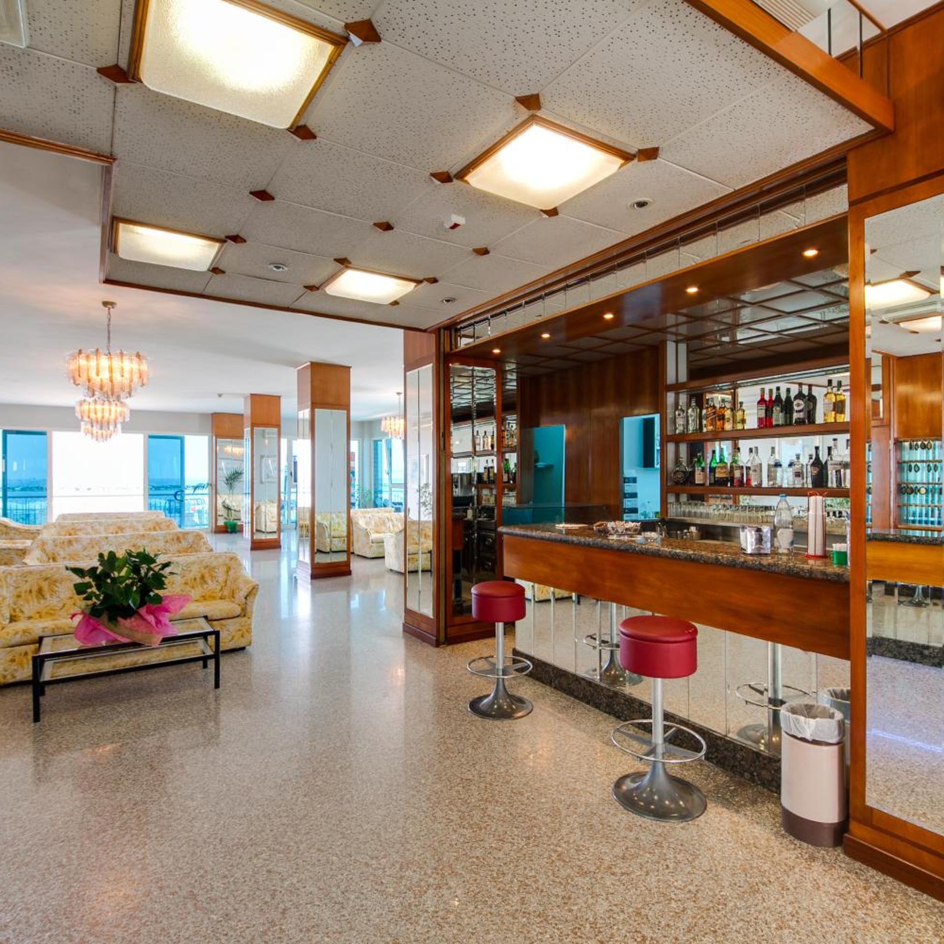 Hotel Majestic 9/50