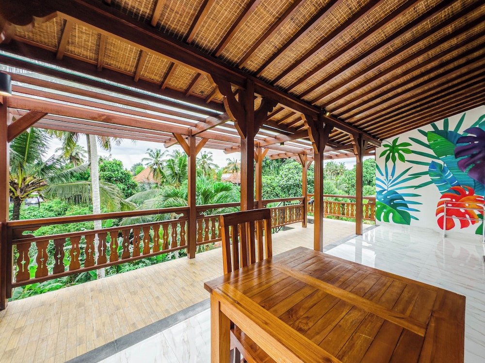 Kubu Manah Ubud 10/50