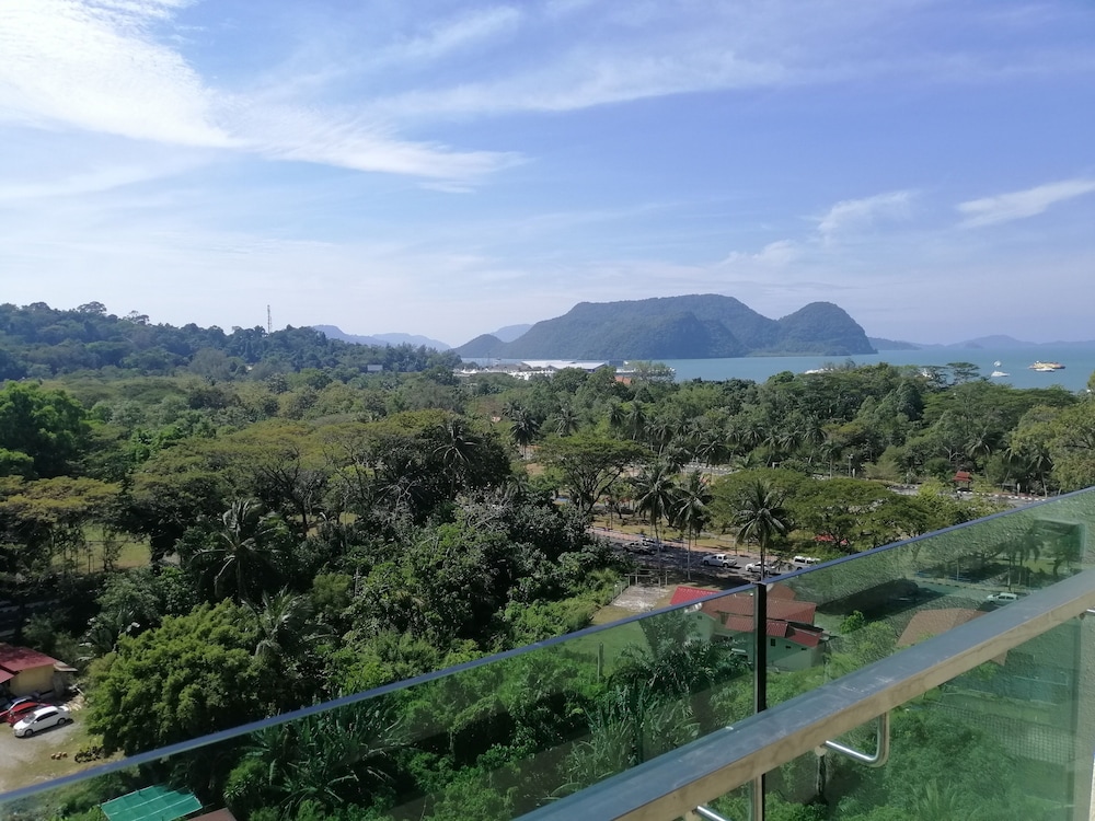 Langkawi Seaview Hotel 72/76