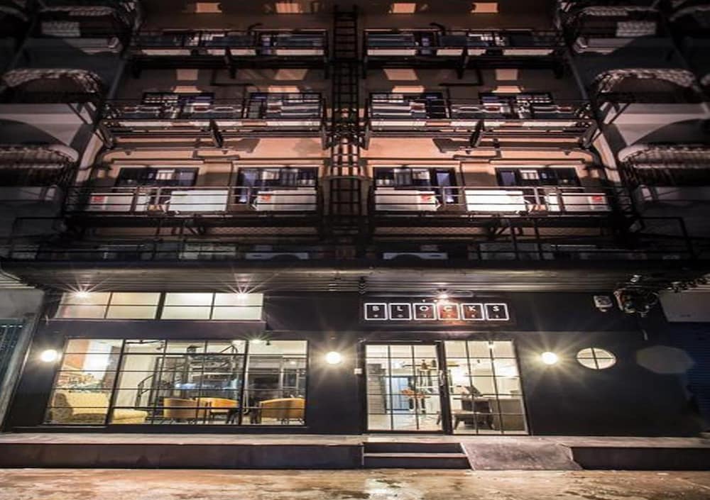 Jellybean the Blocks Hostel Sukhumvit 10 3/63