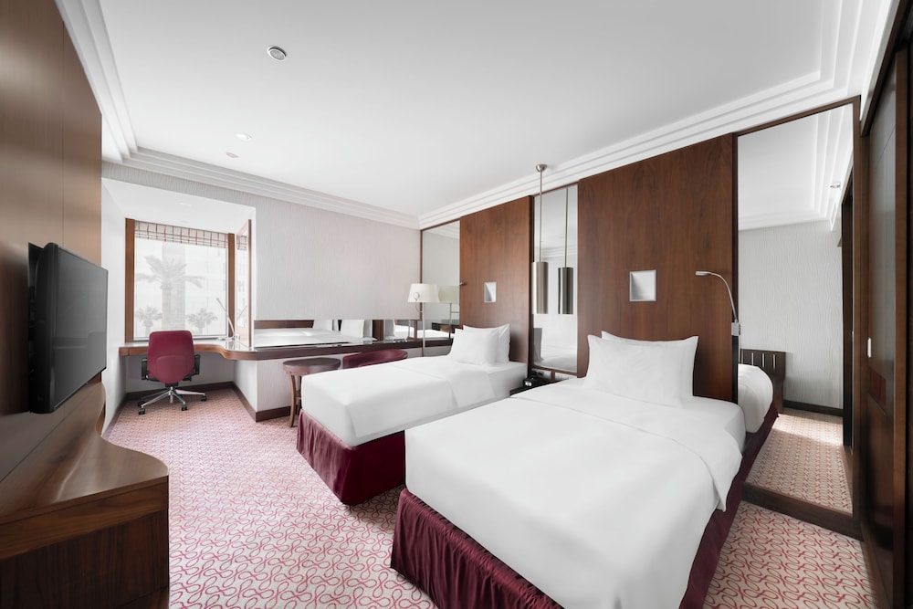 كراون بلازا الرياض منهال(Radisson Blu Hotel and Convention Center, Riyadh Minhal) 23/67