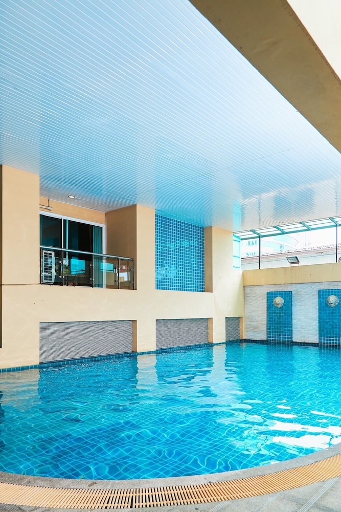 42 Grand Residence 3/49