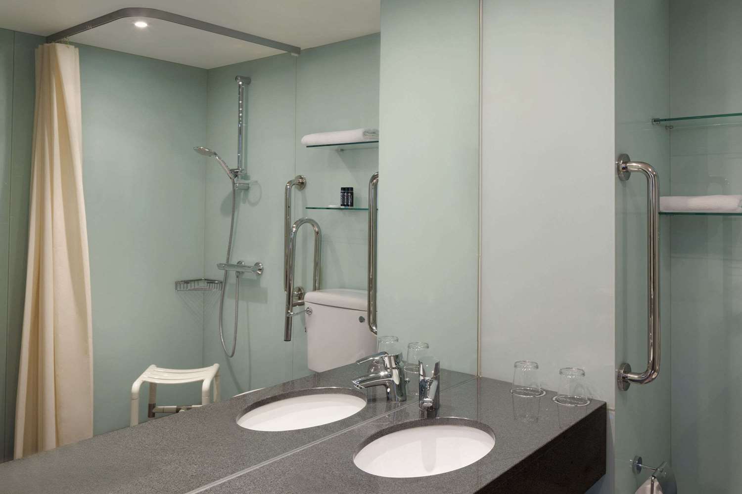 Ramada Encore by Wyndham Kyiv 21/22