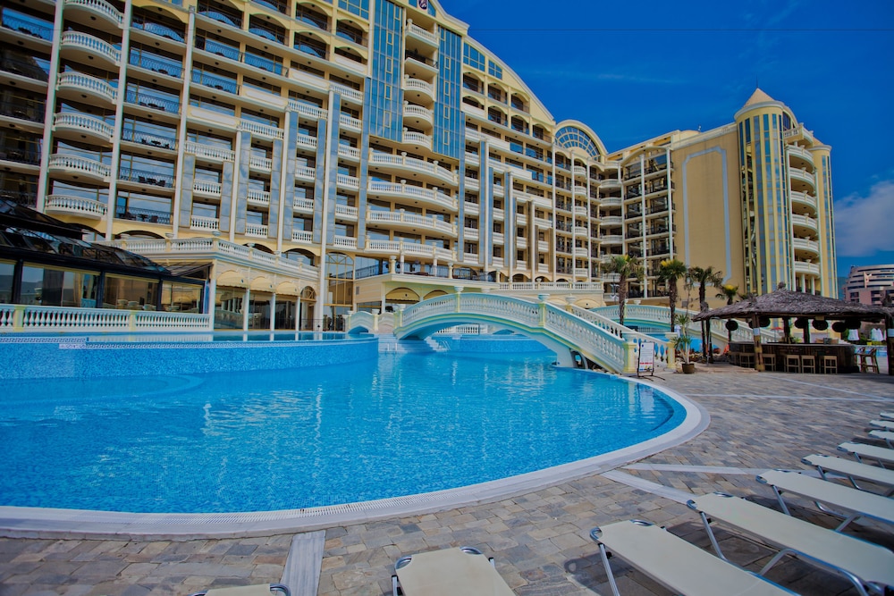 Imperial Palace - All Inclusive 161/165