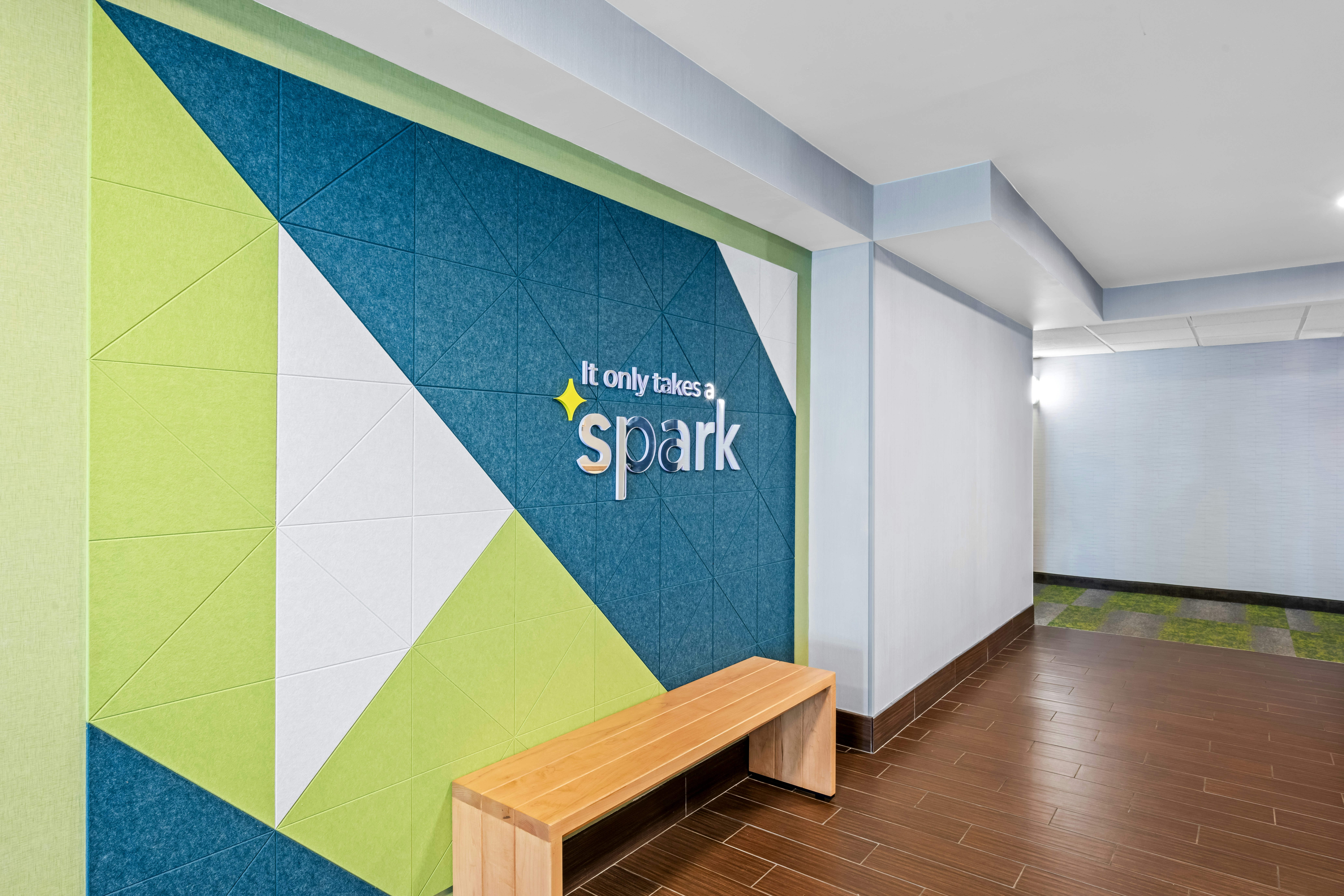 Spark by Hilton Cleveland Beachwood 13/22